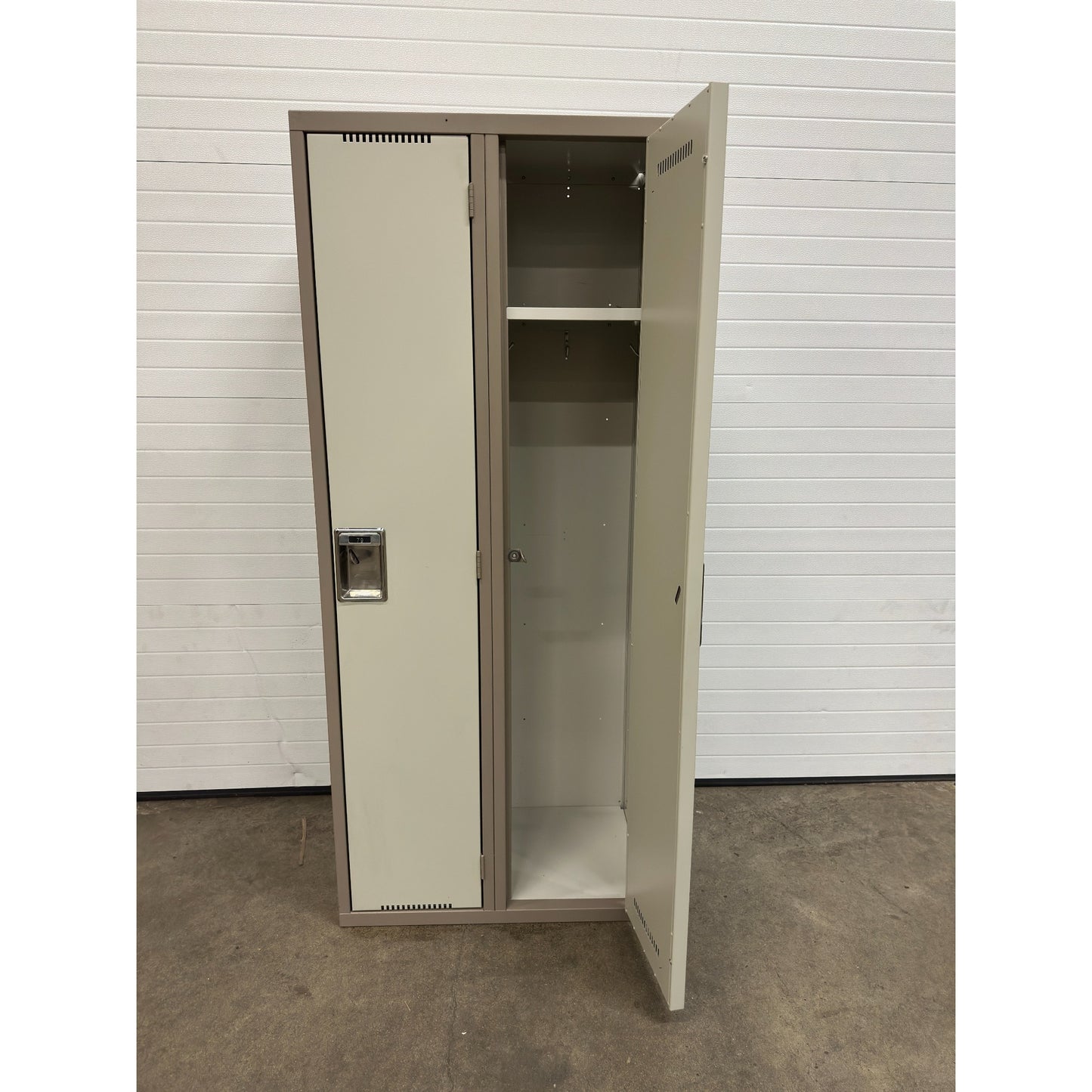 Full Door 2 Column Set of Used Lockers